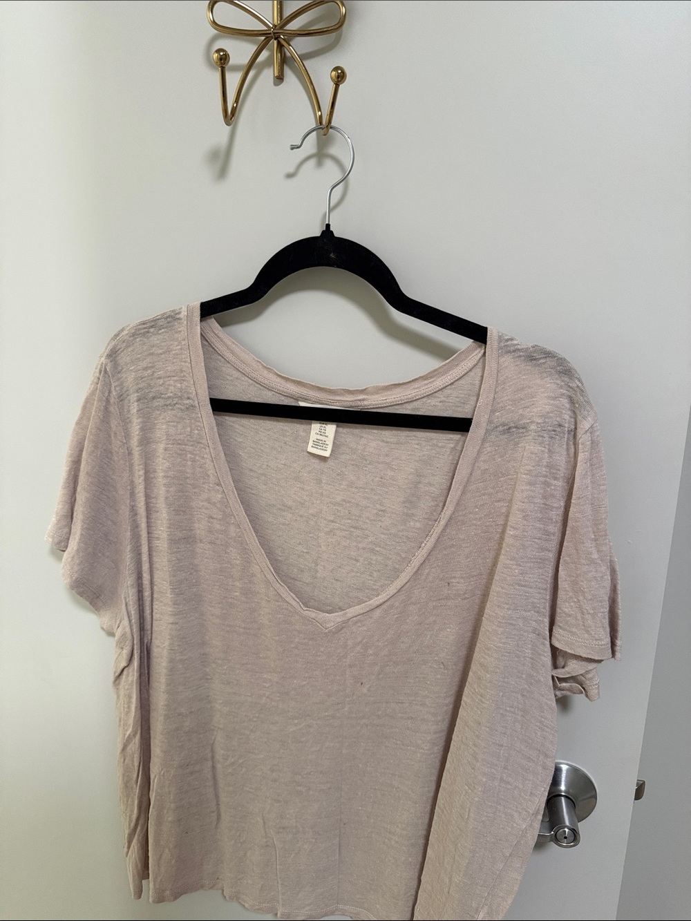 H&M V-Neck Women’s Linen Blend Tee